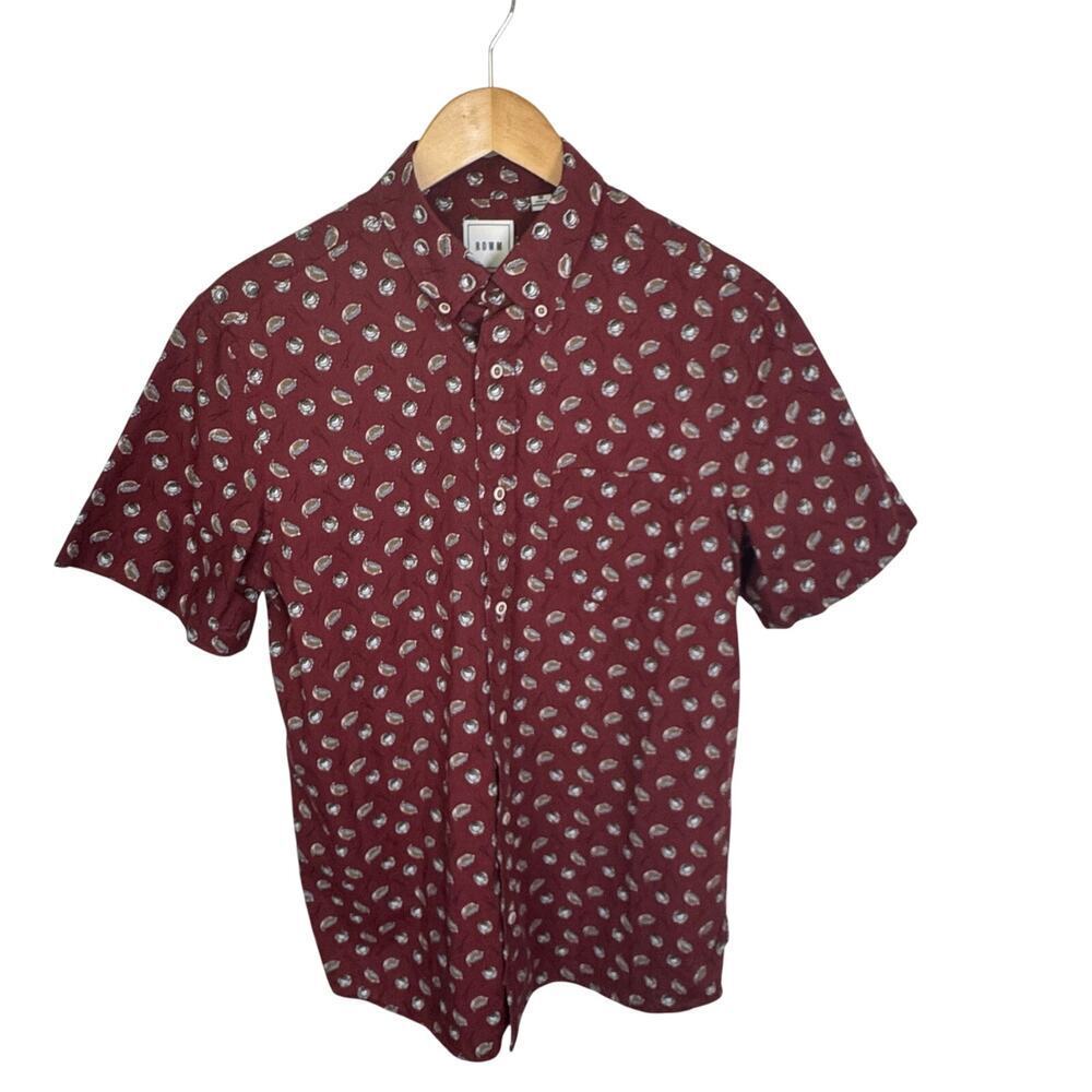 ROWM Short Sleeve‎ Button-Down Collared Shirt Burgundy Novelty Print Men's M